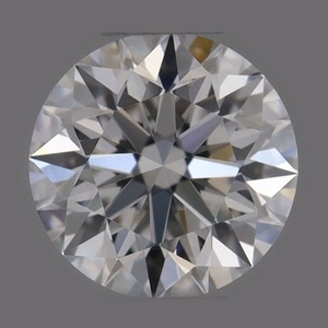 Round diamond — real photo