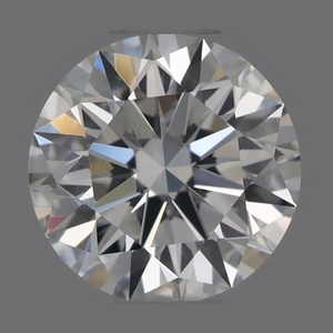 Round diamond — real photo
