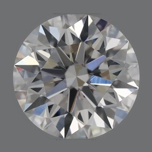 Round diamond — real photo