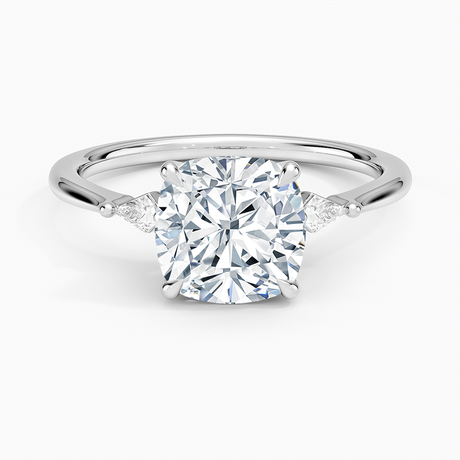 18K White Gold Petite Cometa Three Stone Diamond Ring