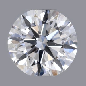 Round diamond — real photo