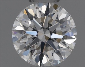 Round diamond — real photo