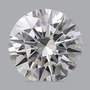 Round diamond — real photo