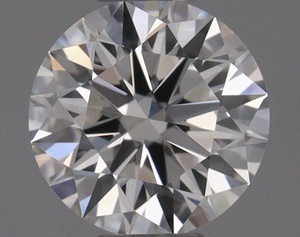 Round diamond — real photo