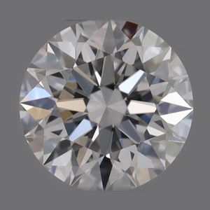 Round diamond — real photo