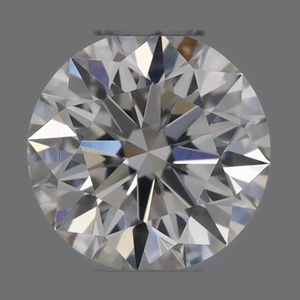 Round diamond — real photo