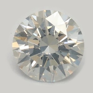 Round diamond — real photo