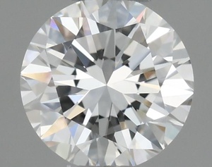 Round diamond — real photo