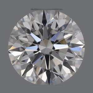 Round diamond — real photo