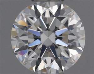 Round diamond — real photo