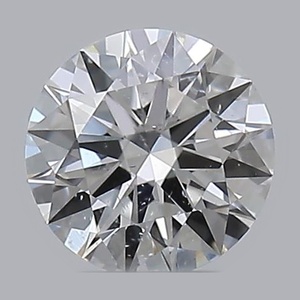 Round diamond — real photo