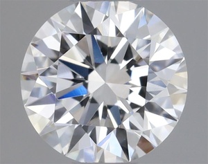 Round diamond — real photo