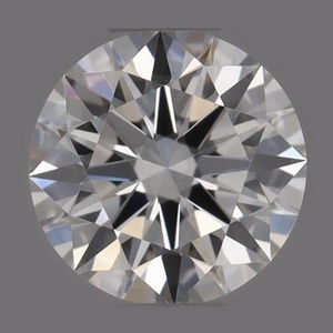 Round diamond — real photo