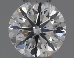 Round diamond — real photo