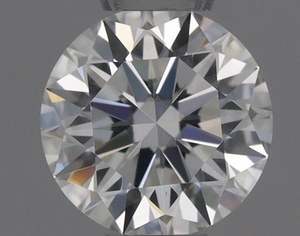 Round diamond — real photo