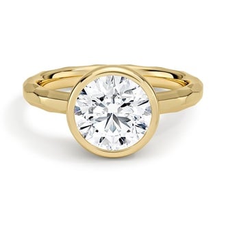 Custom Round Bezel Diamond Ring