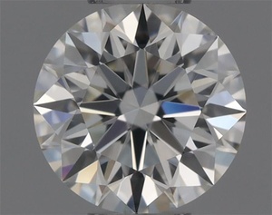 Round diamond — real photo