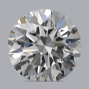 Round diamond — real photo