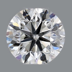 Round diamond — real photo
