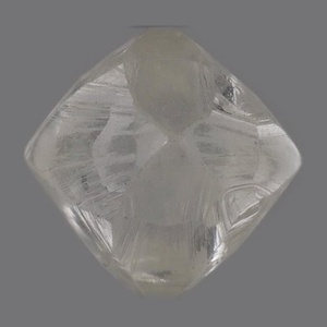 Round diamond — real photo