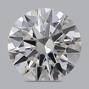 Round diamond — real photo