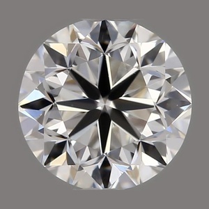 Round diamond — real photo
