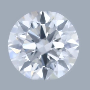 Round diamond — real photo