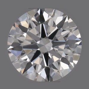 Round diamond — real photo