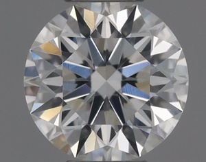 Round diamond — real photo