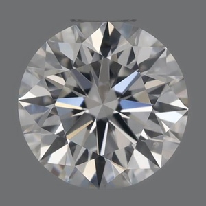 Round diamond — real photo