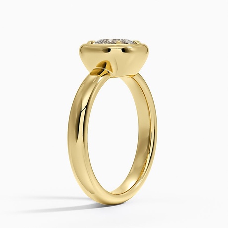 Andrea Bezel Prong Ring