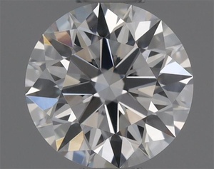Round diamond — real photo