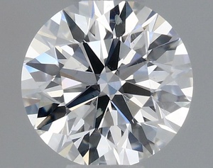 Round diamond — real photo