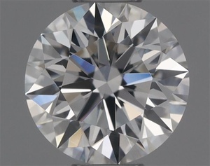 Round diamond — real photo