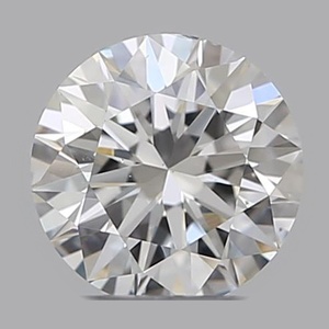 Round diamond — real photo
