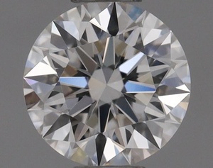 Round diamond — real photo