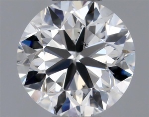 Round diamond — real photo