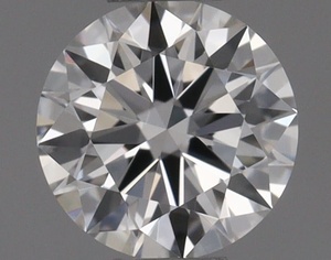 Round diamond — real photo