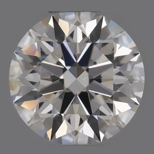 Round diamond — real photo