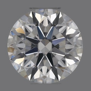 Round diamond — real photo