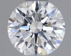 Round diamond — real photo