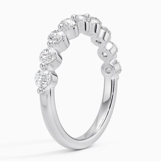Luxe Single Shared Prong Diamond Ring