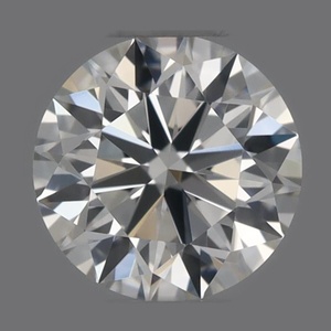 Round diamond — real photo