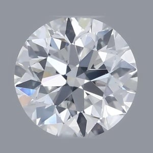 Round diamond — real photo