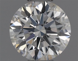 Round diamond — real photo