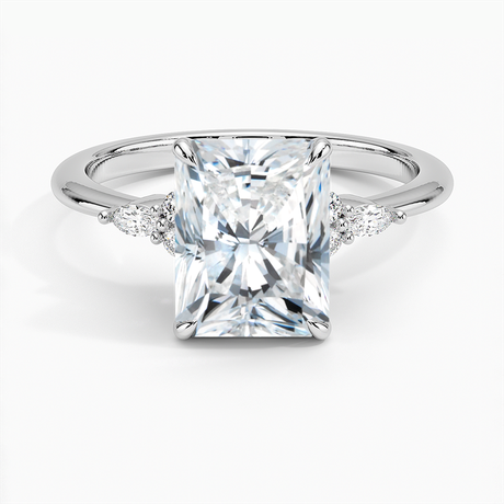 18K White Gold Nadia Diamond Ring