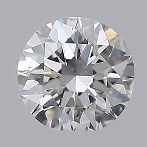 Round diamond — real photo