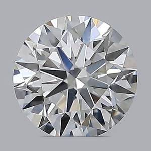 Round diamond — real photo