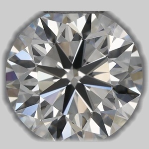 Round diamond — real photo