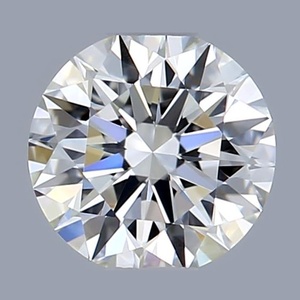 Round diamond — real photo